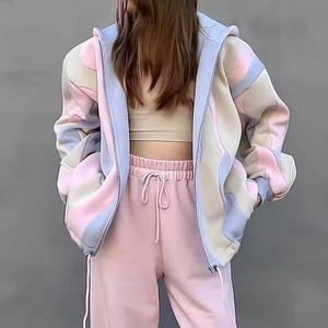 Nouvel Arrivage OOTD Ensemble Sweat à Capuche et Jogger Personnalisable avec Logo OEM, Sweat à Capuche Court à Épaules Tombantes et Bande Réfléchissante de Haute Qualité - Product Image 3