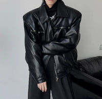 Veste bomber unisexe décontractée d'hiver surdimensionnée en similicuir PU noir de haute qualité, personnalisable en gros, avec plusieurs fermetures éclair et col à revers