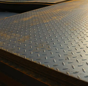 Tôle à carreaux en acier galvanisé de haute qualité, durable, antidérapante, <span class=keywords><strong>pour</strong></span> la construction et les sols industriels - Product Image 1