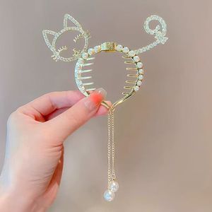 Élégant et raffiné, pince à cheveux en alliage haut de gamme avec pompon fleur de cerisier et incrustations de diamants pour chignon, pour femme - Product Image 6