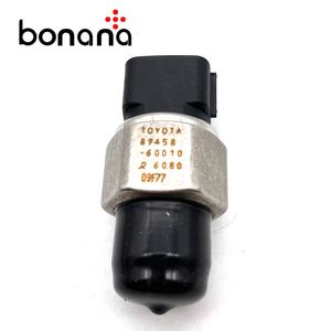 CAPTEUR DE PRESSION DU RAIL DE CARBURANT OEM 89458-60010 pour TOYOTA D4D AVENSIS RAV4 PRADO HILUX - Product Image 1