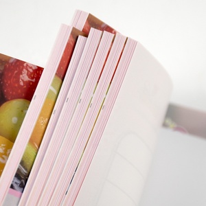Livre broché à couverture mate, impression offset sur papier, plastification brillante avec bords pulvérisés, vente chaude en usine - Product Image 5
