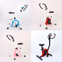 Vélo de spinning professionnel d'intérieur silencieux à courroie avec siège réglable pour entraînement cardio à domicile et fitness
