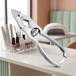 Coupe-ongles professionnel en acier inoxydable avec lame incurvée et pointe affûtée pour l'élimination des peaux mortes des doigts - Product Image 2