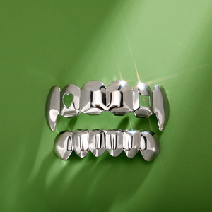 Grillz Hip Hop de Oro, Plata y Oro Rosa con Forma de Corazón, Unisex, para Uso Diario - Product Image 2