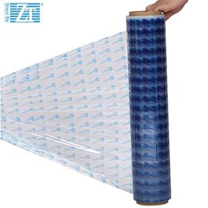 Película Estirable de PE Impresa Personalizada de 35μm y 500mm, Envoltura para Palés con Logotipo de Marca, Fabricante de Dongguan, Venta al por Mayor - Product Image 1