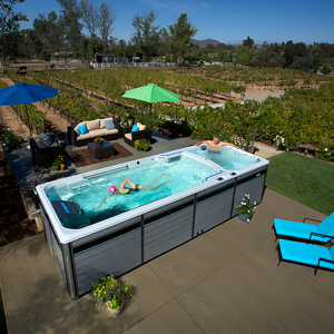 Bain à remous extérieur <span class=keywords><strong>rectangulaire</strong></span> de luxe de <span class=keywords><strong>5</strong></span>.8 <span class=keywords><strong>m</strong></span> <span class=keywords><strong>Piscine</strong></span> Spa Bois Hors sol Spa de nage autoportant Conception de <span class=keywords><strong>piscine</strong></span> sans fin - Product Image 1