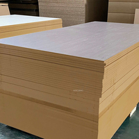 Panneau MDF mélaminé à grain de bois 1220x2800, panneau de fibres à densité moyenne mélaminé