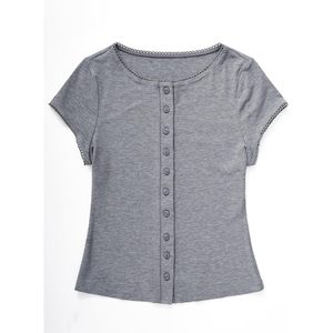 เสื้อคาร์ดิแกนแขนสั้นทรงครอปสำหรับผู้หญิง ยี่ห้อ FOXA ผ้าถักลายริบ กระดุมผ่าหน้า สวมใส่สบาย เหมาะกับทุกฤดูกาล ผ้าไม่เป็นขุย - Product Image 5
