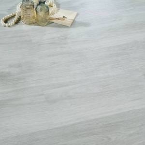Plancher en vinyle imperméable SPC avec système de clic, noyau rigide - Product Image 1