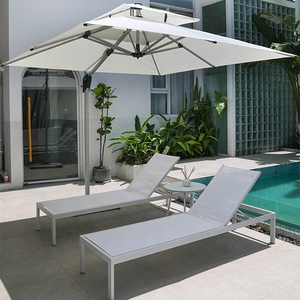 Set di Mobili da Giardino con Sdraio Regolabile in Rete, Lettini Prendisole per Patio e Bordo Piscina - Product Image 1