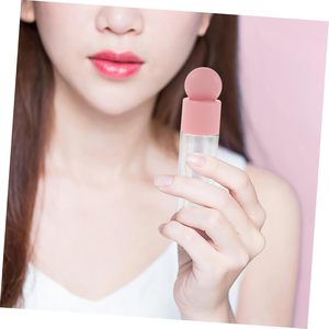 Tube de brillant à lèvres en plastique en forme de cœur de 6 ml avec bouchon à vis, logo personnalisé, grand applicateur et pinceau, MOQ 100 pièces - Product Image 4