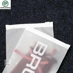 Custom Socks Packaging CPE Zip-Lock Bags with Gravure Printing Reusable Recyclable & Sustainable Custom Color & Size - Product Image 3