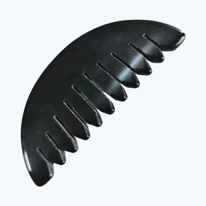 Peine gua sha jade obsidiana para cabeza - Product Image 5