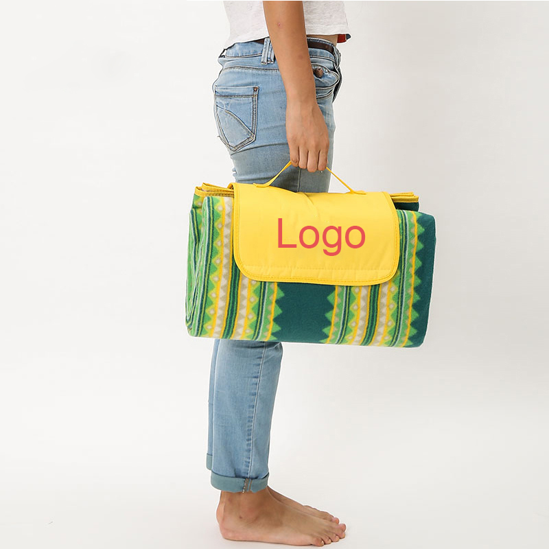 Флисовое одеяло для пикника из 100% полиэстера с ремешком, водонепроницаемое уличное одеяло для пикника, сумка-тоут