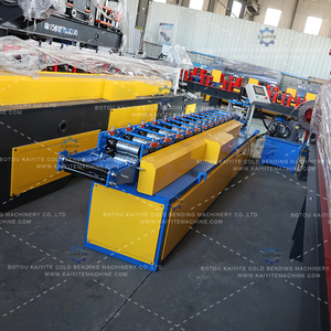 Macchina per la Formazione di Persiane in Tessuto Resistente <span class=keywords><strong>al</strong></span> Vento di Qualità Industriale - Product Image 5