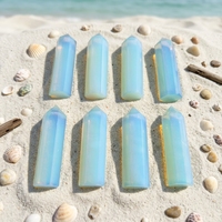 Ornement en cristal synthétique en verre opale imitation, forme hexagonale pointue, avec irisations bleues et jaunes rêveuses, en forme de tour énergétique, pour la décoration de la maison et du bureau, et comme cadeau