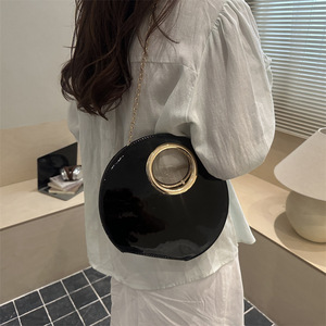 <span class=keywords><strong>Borsa</strong></span> da Donna Transfrontaliera 2026 Nuova Collezione Europea e Americana Retrò Chic Personalizzata <span class=keywords><strong>a</strong></span> Mezzaluna con Tracolla <span class=keywords><strong>a</strong></span> Catena - Product Image 4