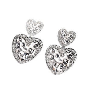 Pendientes colgantes con forma de corazón, aleación de zinc, oro y plata, joyería para fiesta, accesorio de moda para mujer - Product Image 5