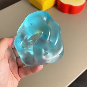ของเล่นบีบคลายเครียดรูปทรงลูกบอลสีชมพูใสเนื้อนิ่มแบบอัดขึ้นรูป ทำมือ DIY - Product Image 6