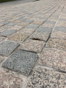 Nhà máy trực tiếp kết hợp màu sắc đá Granite giảm <span class=keywords><strong>Cobble</strong></span> đá cho công viên và đường lái xe trang trí - Product Image 6