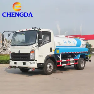 China Cheap 8000 Liters 5000 Liter Water Sprinkler Howo Mini Water Tank Truck