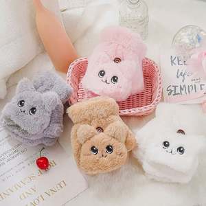 I-0234 Gants en peluche mignons style dessin animé pour automne/hiver, épais, style uni, compatibles écran tactile, pour usage quotidien, décontracté, extérieur, étudiant, écriture, design à rabat - Product Image 1