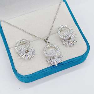 Conjunto de collar de pendientes de flores geométricas de diseño creativo, joyería para mujer, conjuntos de joyería nupcial de circón para boda - Product Image 2