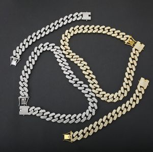 AA Hip-Hop Abartılı 20mm Üçlü Elmas Küba Zinciri Süper Parlak Kolye - Hem Erkekler Hem de Kadınlar İçin Trend Takı - Product Image 1