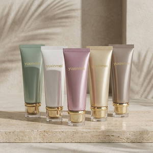 Emballage de luxe pour soins de la peau Yuxinmei D40 ABL Tube avec bouchon extérieur en acrylique à bords arrondis et bordure dorée métallique - Product Image 4