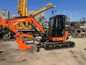 Excavatrice d'occasion Hitachi ZX50 U ZAXIS 50 - Haute qualité, 5 tonnes, moteur Isuzu, pompe hydraulique et moteur certifiés CE EPA - Product Image 3
