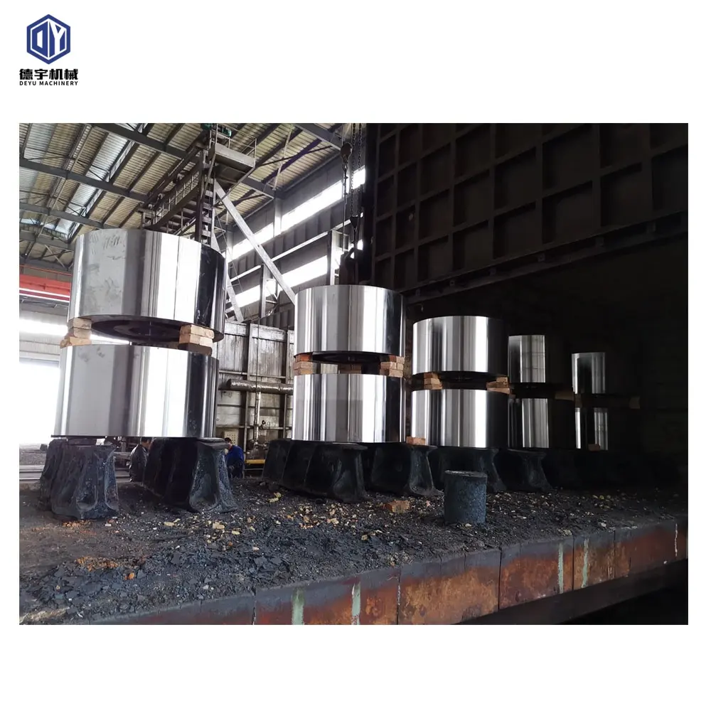 customized nonstandard casting steel cement rotary kiln support roller shaft