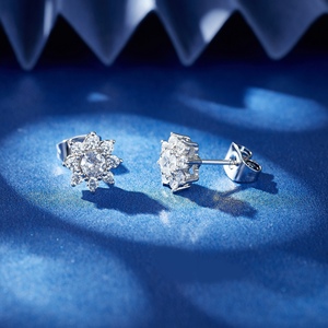 Alta Qualidade Banhado A Ródio Brincos De Casamento Jóias Trendy Design Moda Latão Mulheres Atacado <span class=keywords><strong>Bulk</strong></span> Stud <span class=keywords><strong>Earrings</strong></span> - Product Image 4