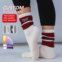 Fabricant de chaussettes antidérapantes avec logo personnalisé, chaussettes en coton tricoté confortables, chaussettes de yoga et de pilates pour intérieur, chaussettes antidérapantes pour sol