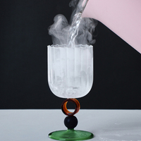 Copa de Vidrio de Borosilicato Alto Acanalado de 370ml con Tallo de Bola Colorida para Vino, Cócteles, Té y Zumo
