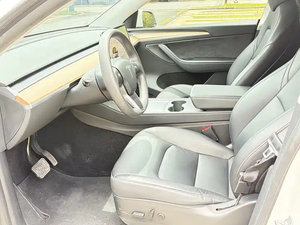 Autos Eléctricos Usados Baratos, Tesla Model Y 2021, Versión Estándar, Tracción Trasera, SUV Eléctrico, Autonomía de 525 km, Cero Emisiones, Euro 5, Nuevo, Automático, Cuero, R19 - Product Image 3