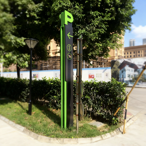 Panneaux <span class=keywords><strong>de</strong></span> pylône d'orientation extérieurs modernes personnalisés en vert noir <span class=keywords><strong>signalisation</strong></span> directionnelle éclairée par LED pour les zones commerciales parcs <span class=keywords><strong>de</strong></span> stationnement - Product Image 4