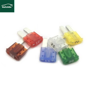 Fusible de Cuchilla Automotriz Micro2 <span class=keywords><strong>ATR</strong></span> de 5, 7.5, 10, 15, 20, 25 y 30 Amperios, 32V CA - Product Image 1