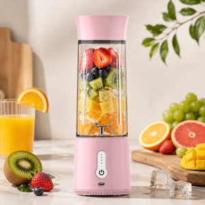 Licuadora Portátil Pequeña para Smoothies y Batidos con 6 Cuchillas, Recargable por USB C, Vaso Mezclador Personal de 500 ml con Tapa Adicional para el Hogar y el Gimnasio - Product Image 1