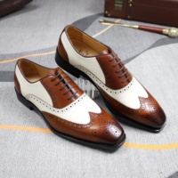 Chaussures Oxford de luxe pour hommes bicolores en cuir véritable, style brogue à bout ailé, marron et blanc, pour occasions formelles, affaires et mariages