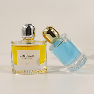 Venta al por Mayor de Botellas de Perfume de Vidrio Ovaladas Transparentes de 100 ml con Clip, Botellas de Spray Recargables Vacías para Cosméticos para Mujer - Product Image 5