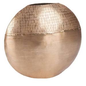 Jardinière de sol de forme unique pour balcon et jardin Jardinière classique de taille moyenne Accessoires d'extérieur Jardinière de fleurs - Product Image 1
