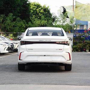 รถยนต์ BAIC U5 PLUS ซีดานขนาดกะทัดรัด รุ่นใหม่ เครื่องยนต์เบนซิน รถยนต์นั่งส่วนบุคคล 5 ประตู เกียร์อัตโนมัติ เหมาะสำหรับการเดินทางในเมือง (มัดจำน) - Product Image 5