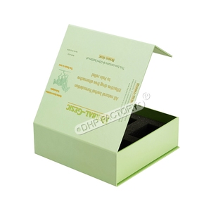 Caja de Regalo Rígida Magnética Plegable Personalizada en Forma de Libro con Asa de Listón, Empaque de Cartón de Lujo para Cosméticos y Regalos - Product Image 5