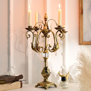 LANJO Porte-bougie en métal rétro de style européen à quatre têtes avec cristaux, lanternes à bougies créatives pour mariage - Product Image 1