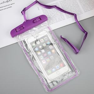 Funda Impermeable Universal para Teléfono Inteligente, Bolsa Impermeable de PVC con Clip - Product Image 4