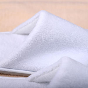 고급 일회용 코랄 벨벳 면 슬리퍼 호텔 여행 편의 시설을 위한 맞춤형 로고 공장 생산 - Product Image 4