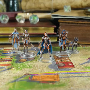 OEM ODM Présentoirs en acrylique minces pour figurines, ensemble de figurines double face pour jeux de table, 13 mini-figurines plates en acrylique avec support - Product Image 2
