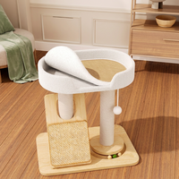 Arbre à chat en bois massif avec lit intégré, tour à gratter en sisal, support pour chat pour petits espaces avec jouet pour chats d'intérieur