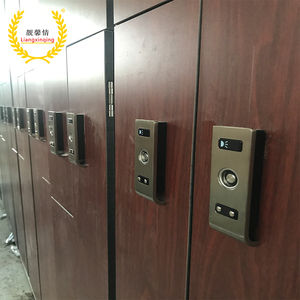 Armario de Almacenamiento Decorativo Moderno e Impermeable de Tablero Fenólico para Gimnasios, Oficinas, Aeropuertos, Vestuarios, Villas, 2 Armarios Compactos - Product Image 1